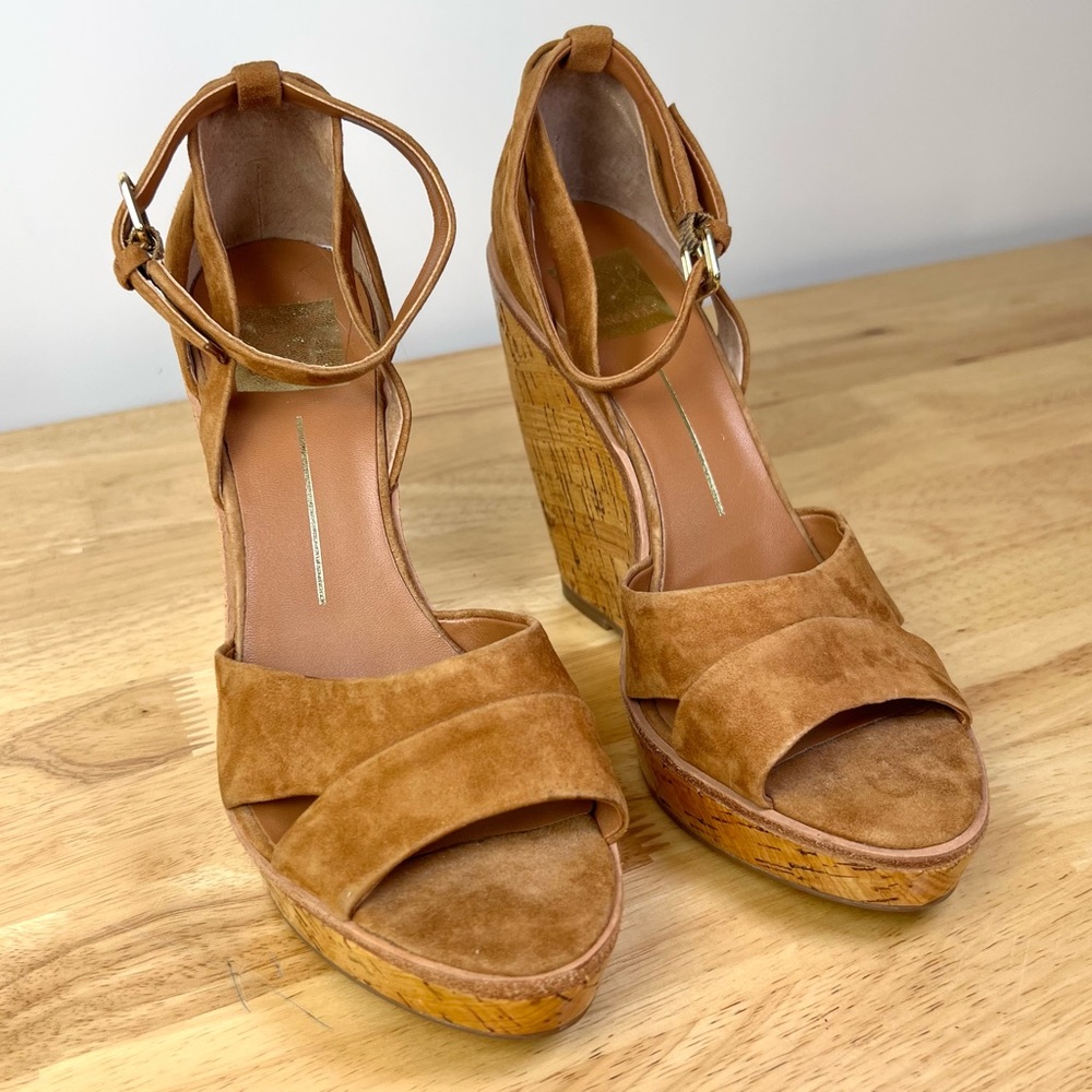 Dolce Vita Tan Suede Cork Wedge Sandals Womens Size 7